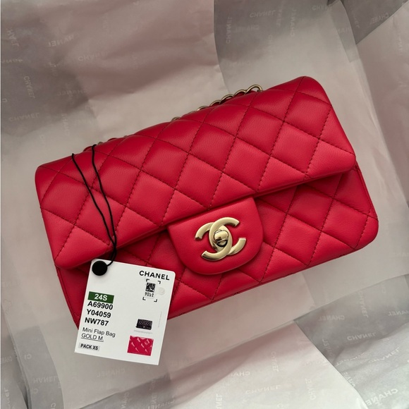 NWT 🖤 CHANEL 24S Red Lambskin Mini Classic Flap Bag - Picture 3 of 16